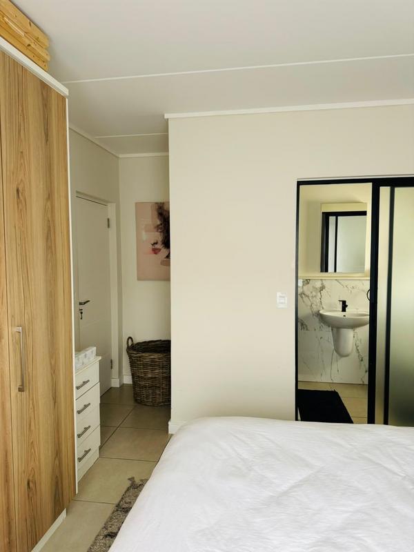 To Let 3 Bedroom Property for Rent in Sunningdale Western Cape